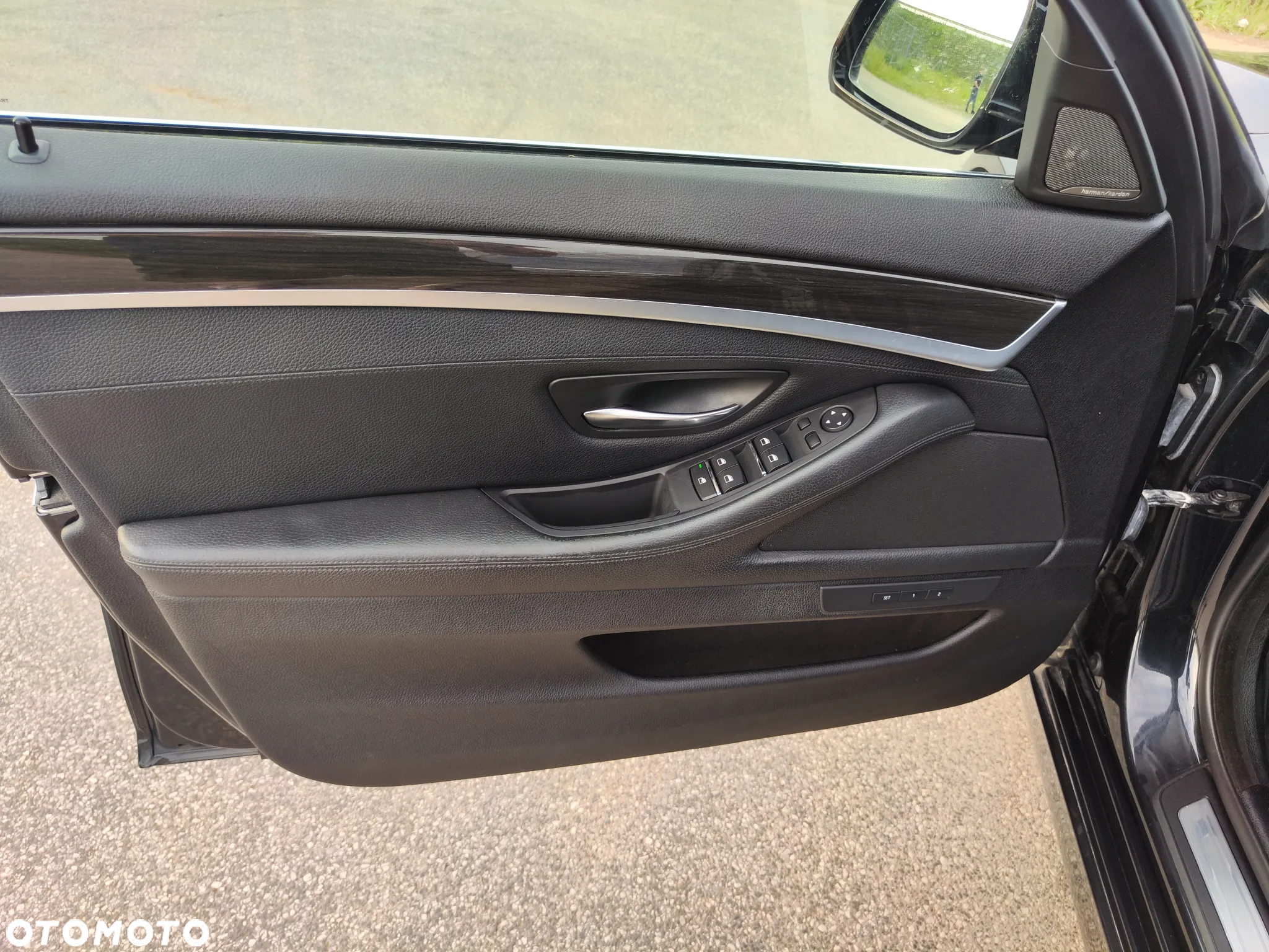 BMW Seria 5 530d xDrive Luxury Line - 12