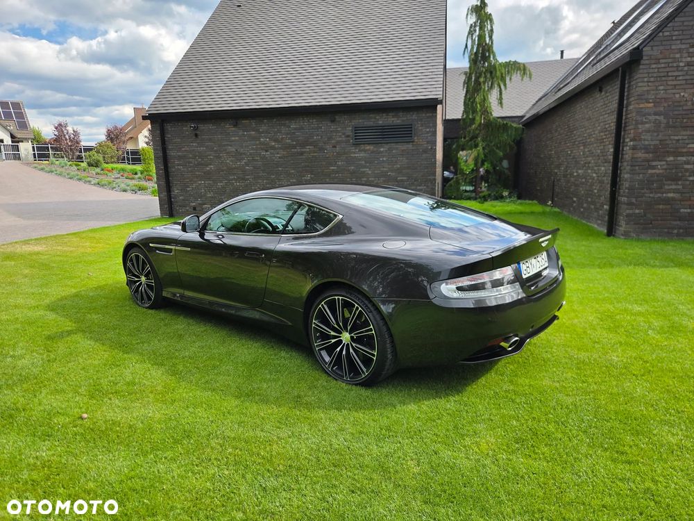 Aston Martin DB9 Touchtronic - 12