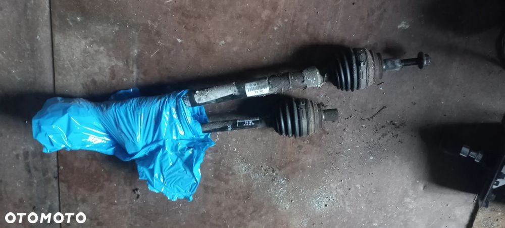 PÓŁOŚ LEWA GOLF VI AUDI A3 8P 1.6 TDI 1K0407271CP - 1