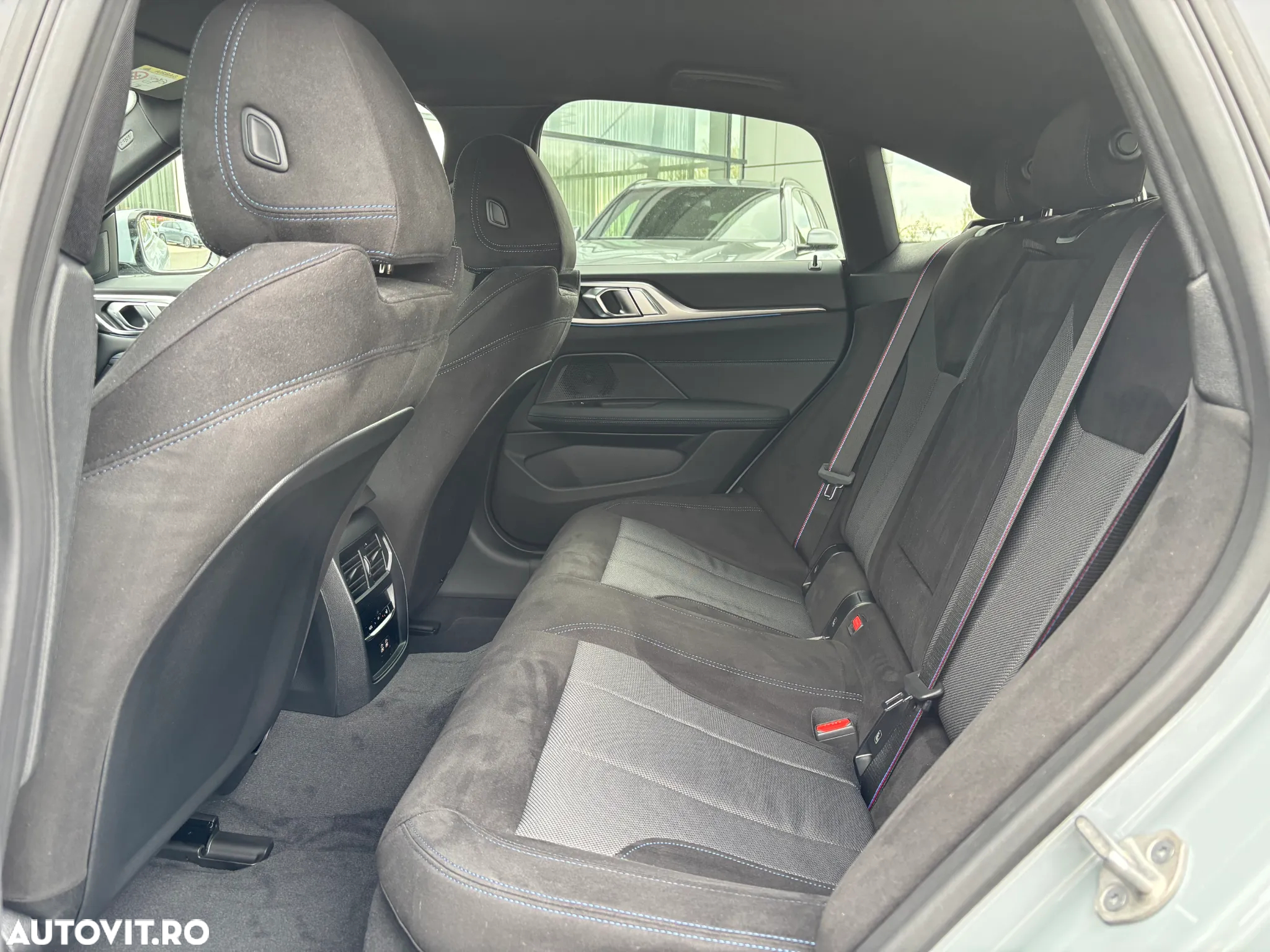 BMW i4 eDrive40 - 10