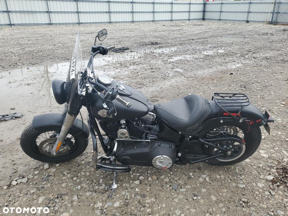 Harley-Davidson Softail Slim - 18
