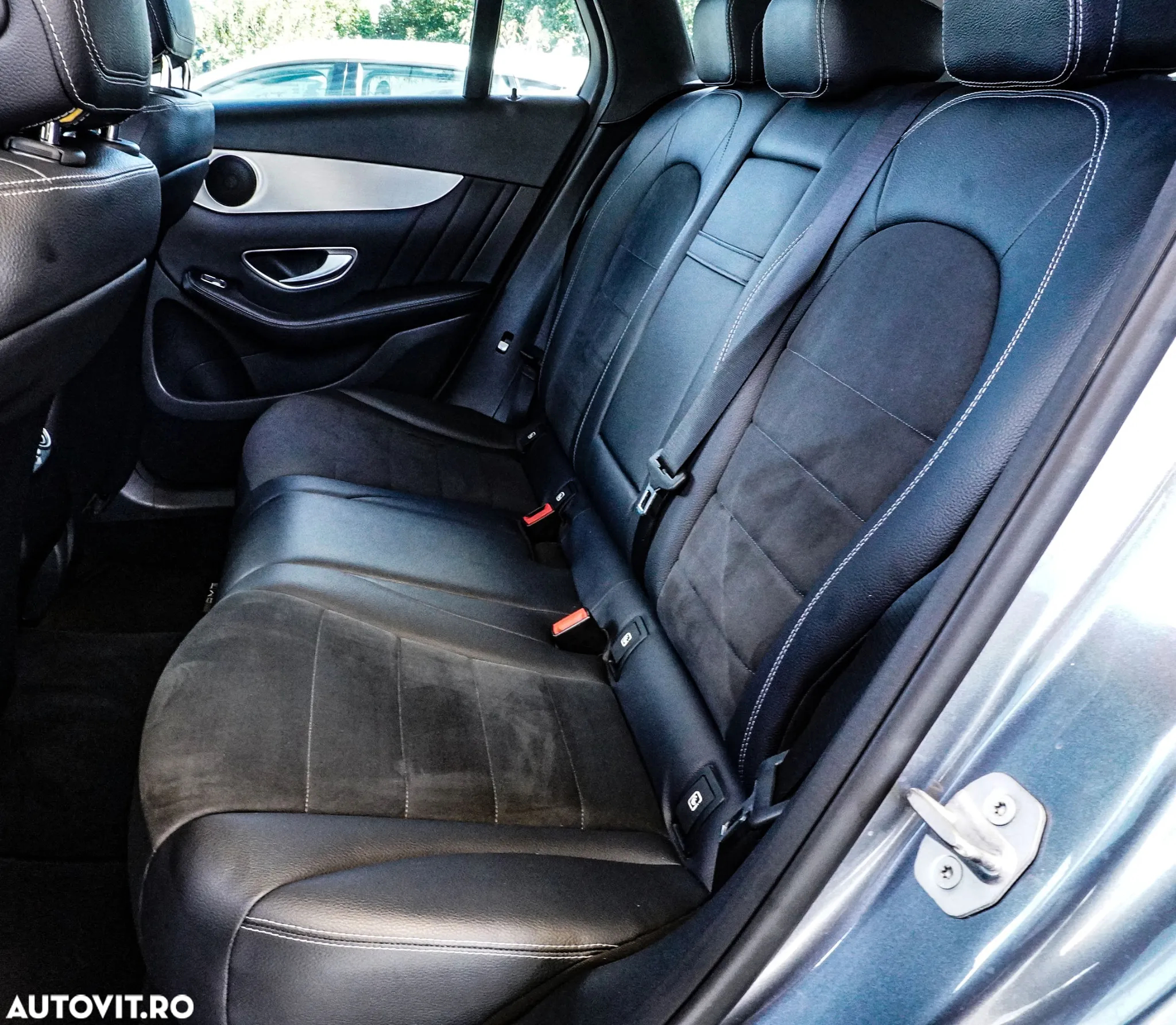 Mercedes-Benz GLC 250 d 4MATIC - 16