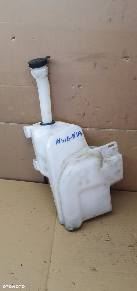 Zbiorniczek spryskiwaczy pompki XENON Opel Insignia A 13315611 13240935 - 1