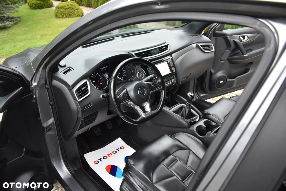 Nissan Qashqai 1.6 dCi TEKNA+ - 33