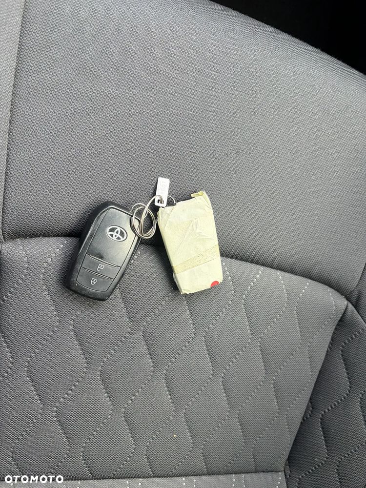 Toyota Corolla Cross 2.0 Hybrid Comfort - 21