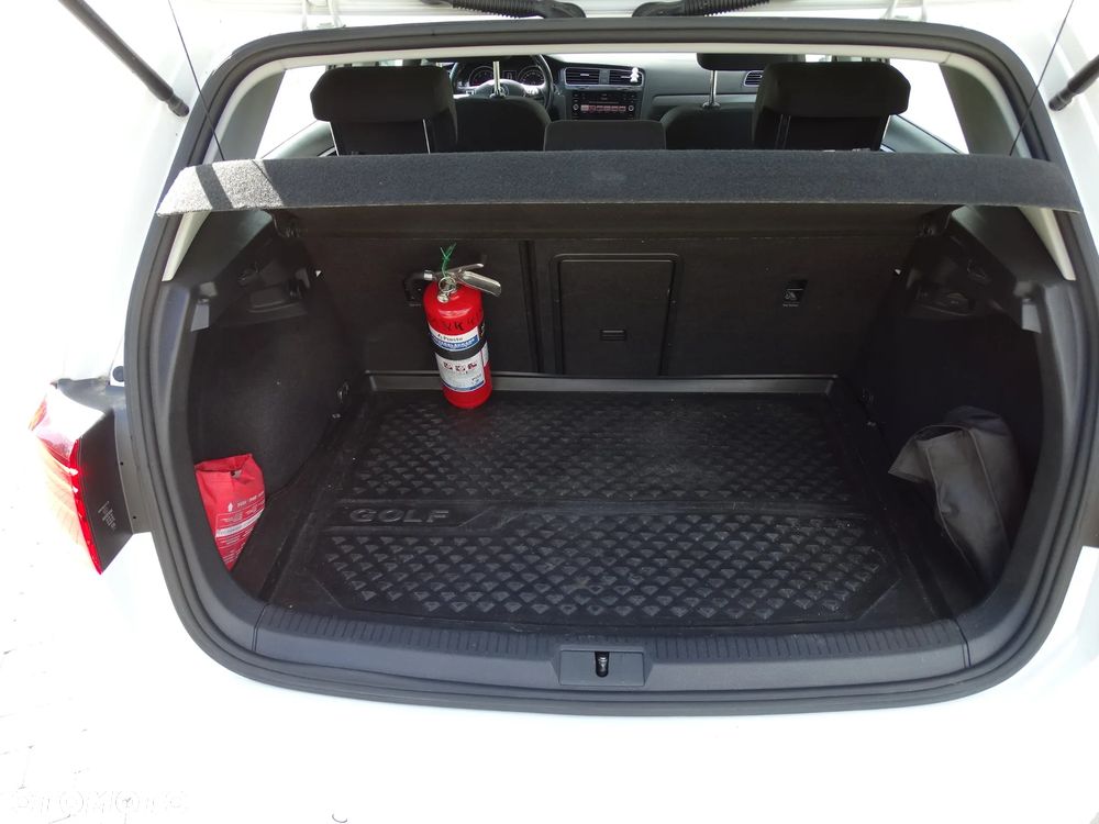 Volkswagen Golf 1.5 TSI BlueMotion ACT Comfortline - 30