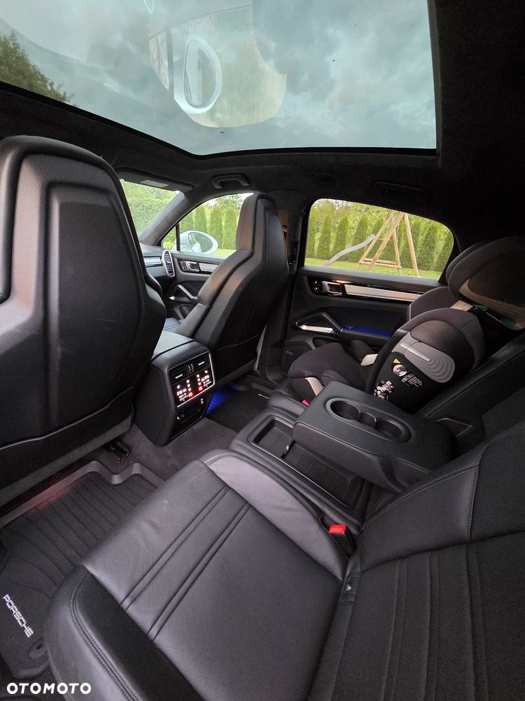 Porsche Cayenne Coupe Turbo - 6