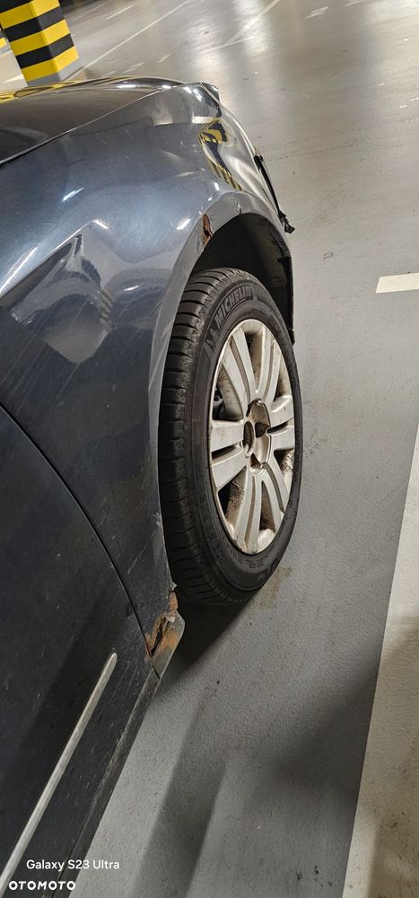 Volkswagen Passat 1.9 TDI Comfortline - 13