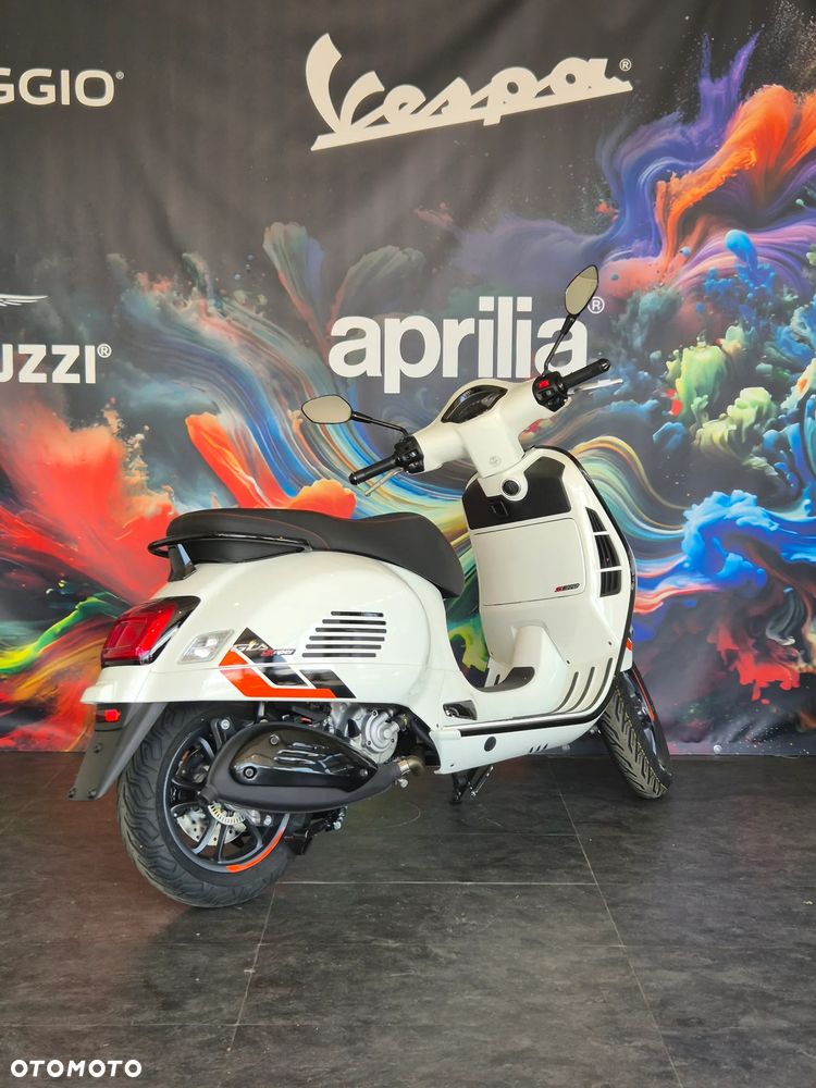 Vespa GTS - 5