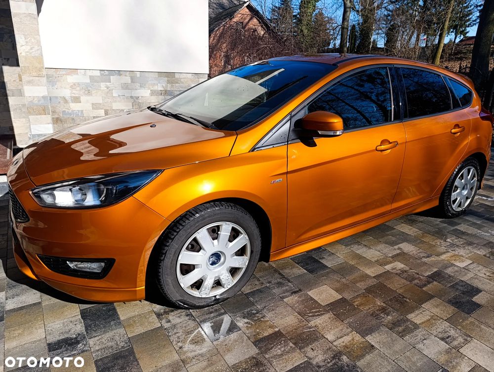 Ford Focus 1.5 EcoBoost ST-Line - 6
