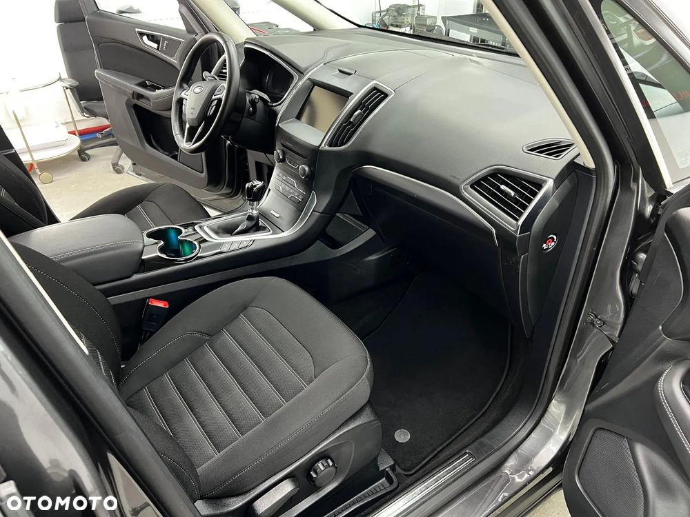 Ford Galaxy 2.0 EcoBlue Titanium - 6