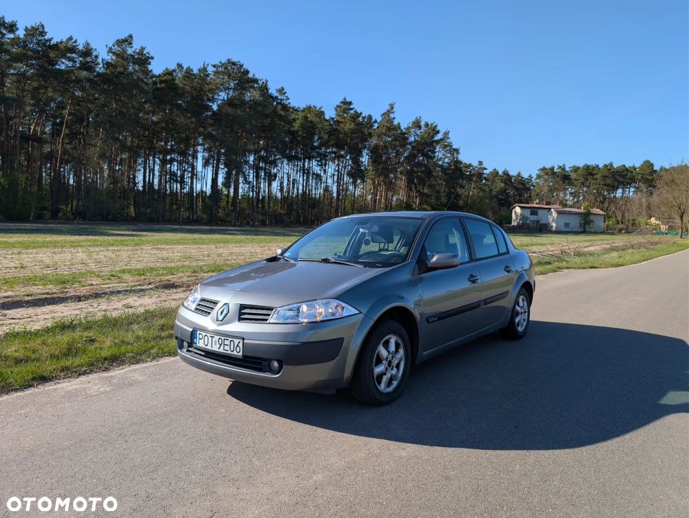 Renault Megane 1.6 Authentique - 12