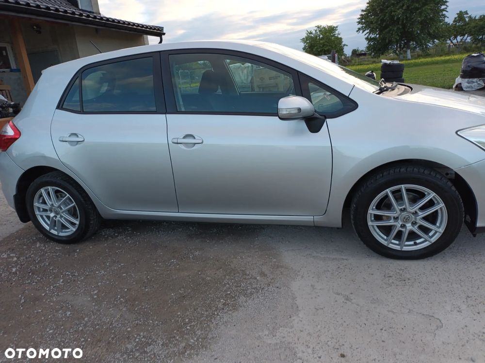 Toyota Auris 1.6 Valvematic Multidrive S START Edition - 8