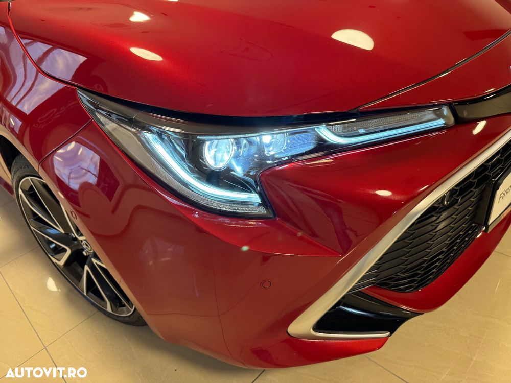 Toyota Corolla 2.0 Hybrid GR Sport - 32