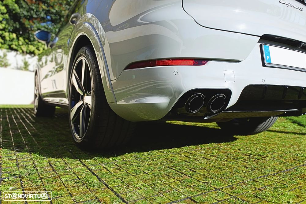 Porsche Cayenne S E-Hybrid - 16