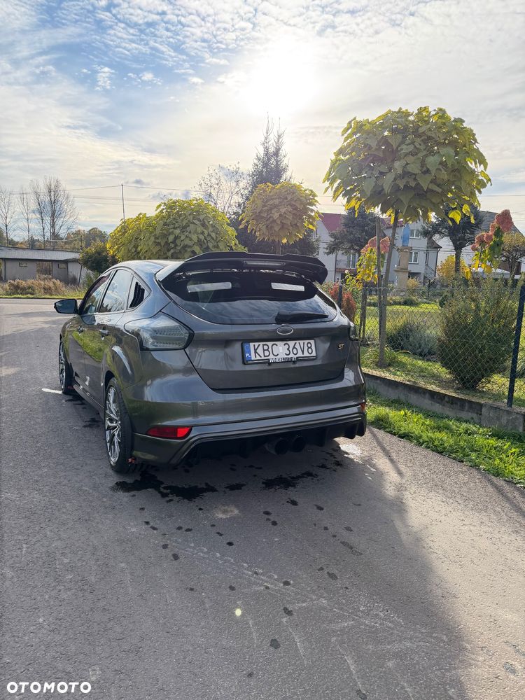 Ford Focus - 7
