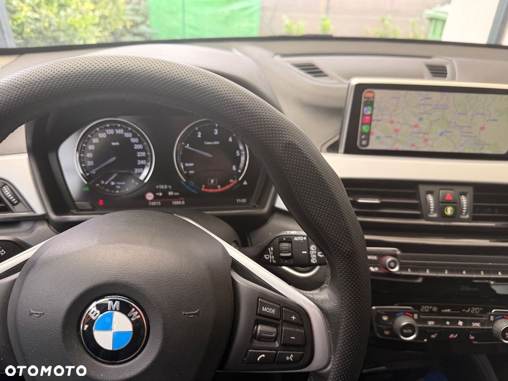 BMW X1 sDrive16d - 13