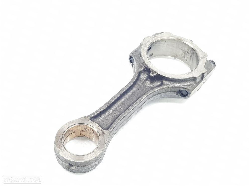 BIELA TOYOTA HILUX KUN - 1