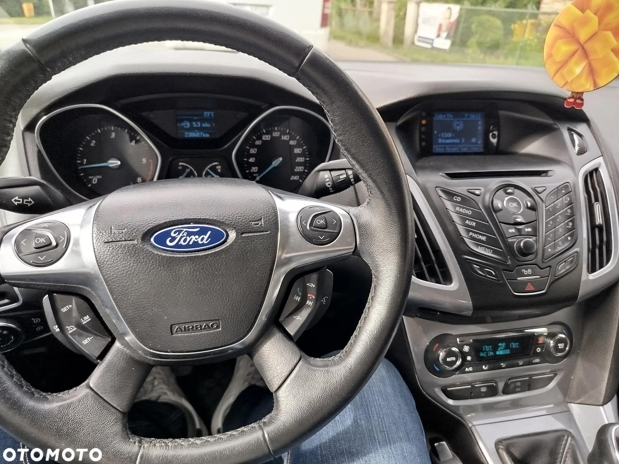 Ford Focus - 8