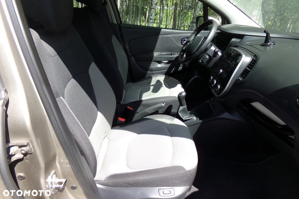 Renault Captur - 17
