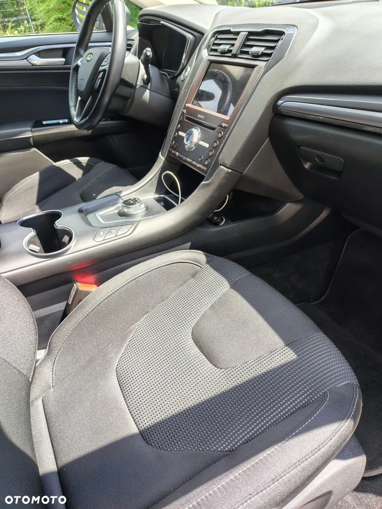 Ford Mondeo 2.0 EcoBlue Titanium - 10