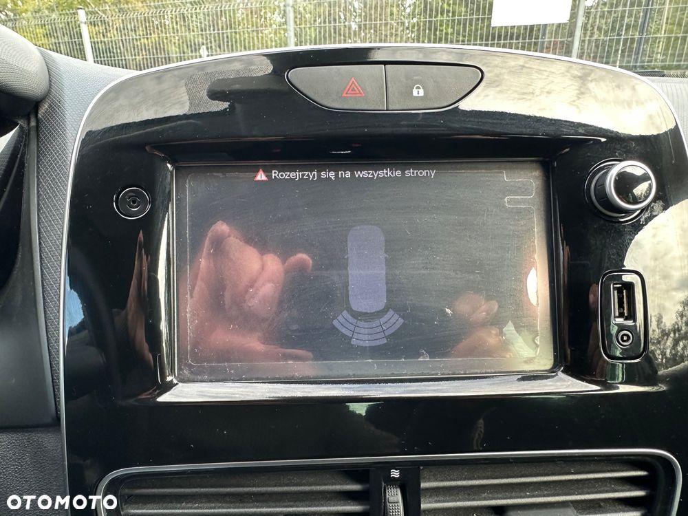 Renault Clio 1.2 16V Limited - 16