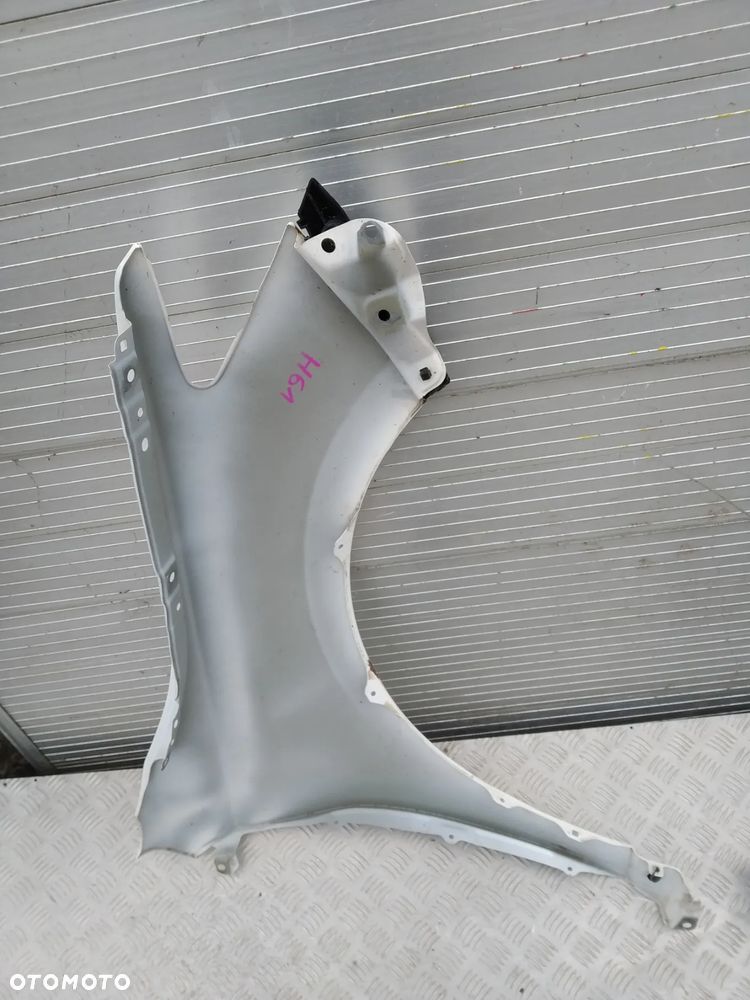 E220/F556/H61  LEWY BŁOTNIK TOYOTA CAMRY 2015- - 7