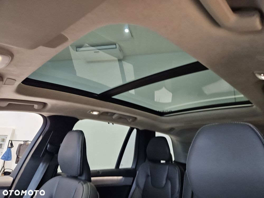 Volvo XC 90 - 10
