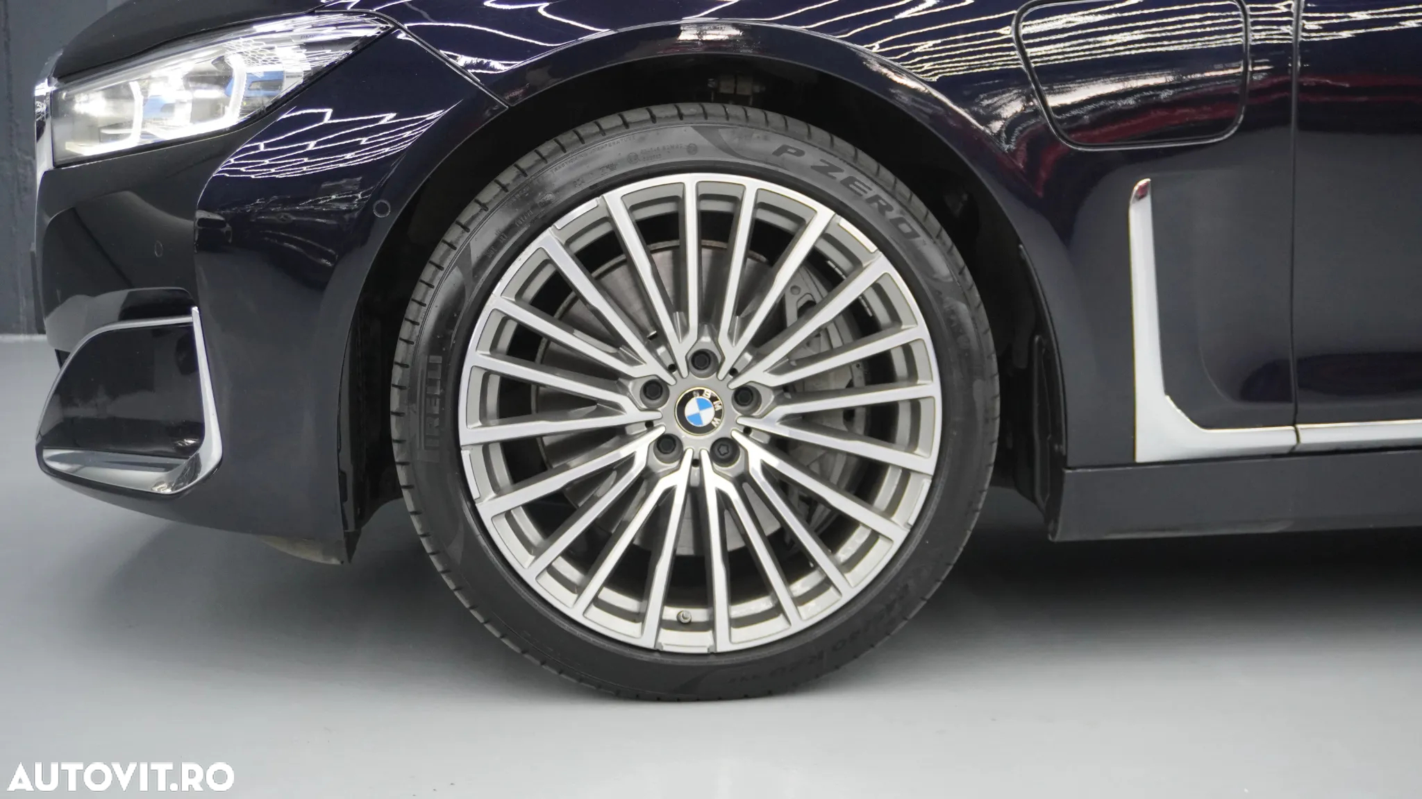 BMW Seria 7 745Le xDrive AT PHEV - 8