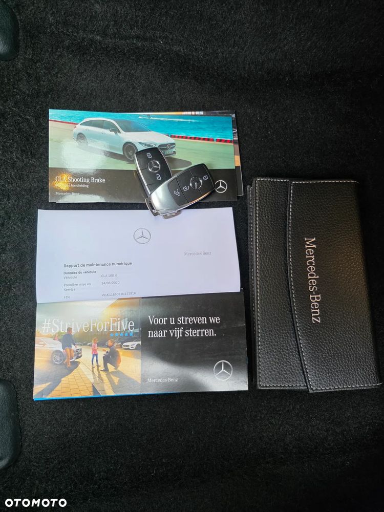 Mercedes-Benz CLA 180 d Shooting Brake 7G-DCT - 6