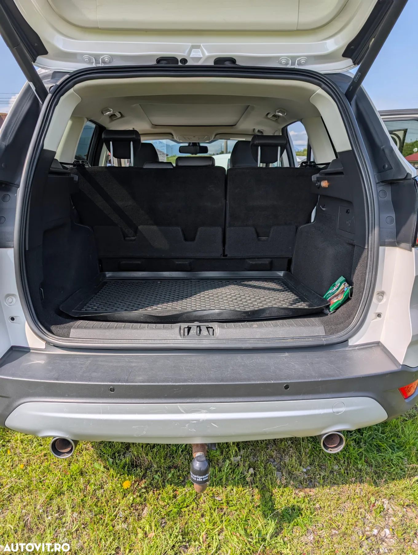Ford Kuga 2.0 TDCi 4WD Powershift Titanium - 10