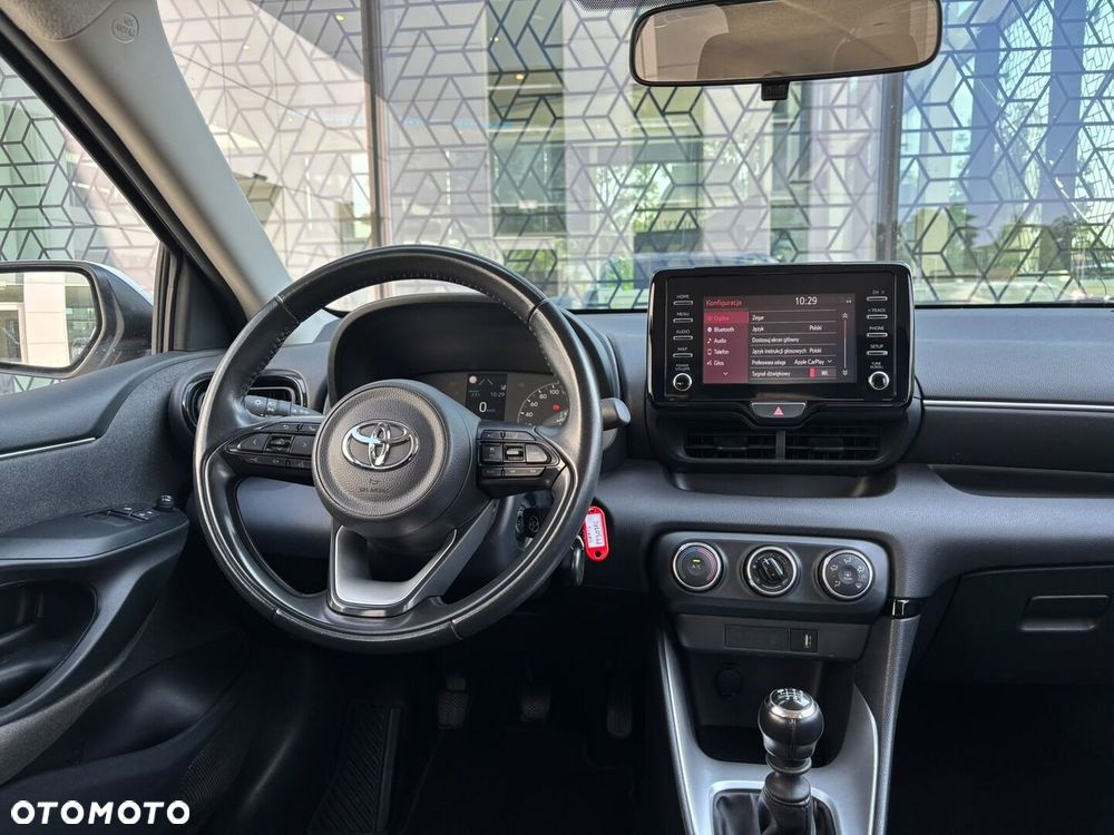 Toyota Yaris - 5