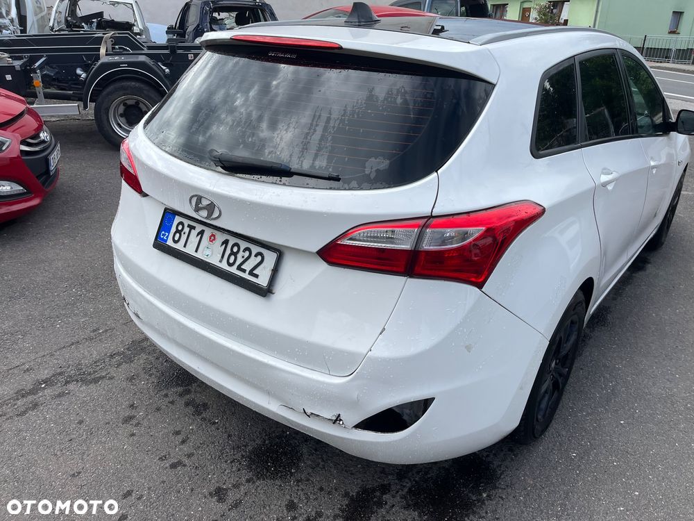 Hyundai i30 1.6 Trend - 5