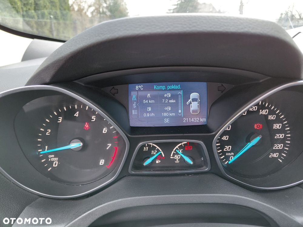 Ford Kuga - 21