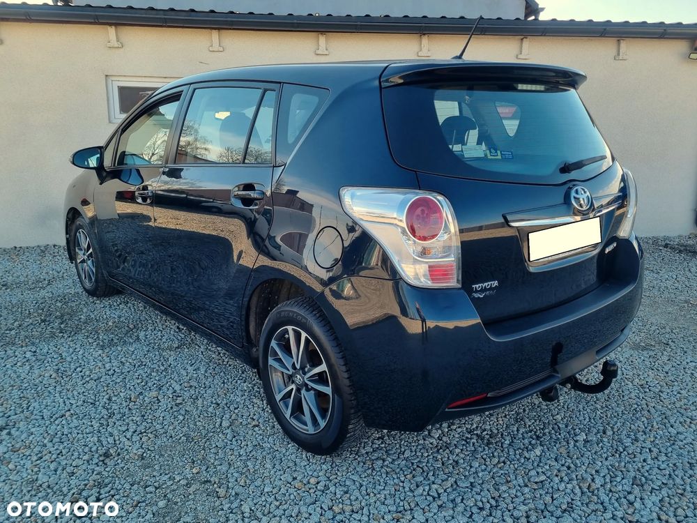 Toyota Verso 1.6 D-4D Premium EU6 - 5