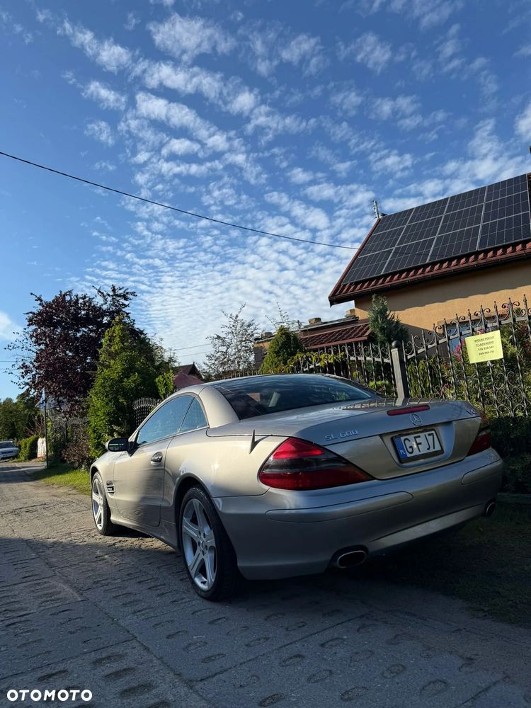 Mercedes-Benz SL 600 - 6