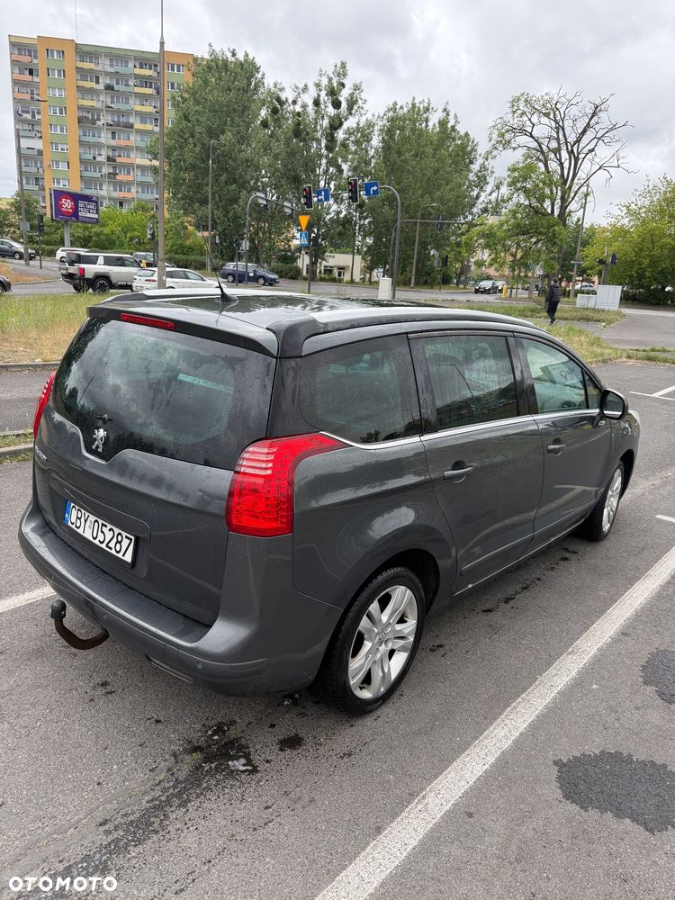 Peugeot 5008 1.6 HDi Premium - 6