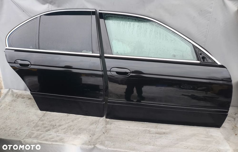 DRZWI PRZEDNIE PRAWE SEDAN BMW E39 BLACK SAPPHIRE - 1