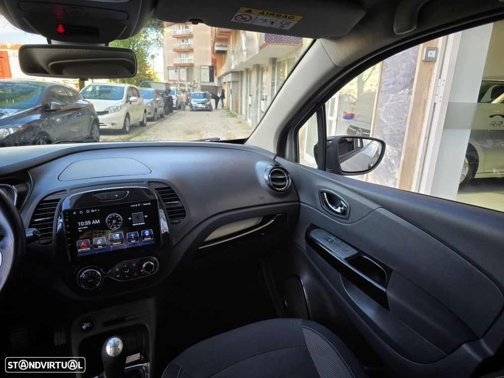 Renault Captur 1.5 dCi Exclusive - 18