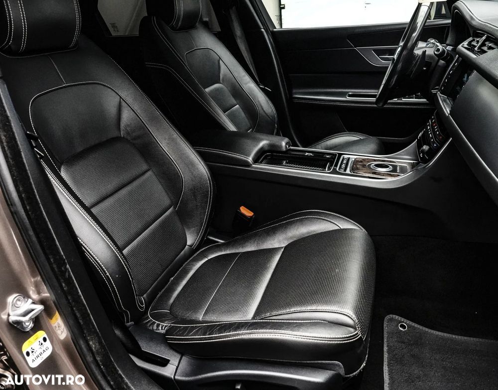 Jaguar XF 20d RWD E-Performance R-Sport - 15