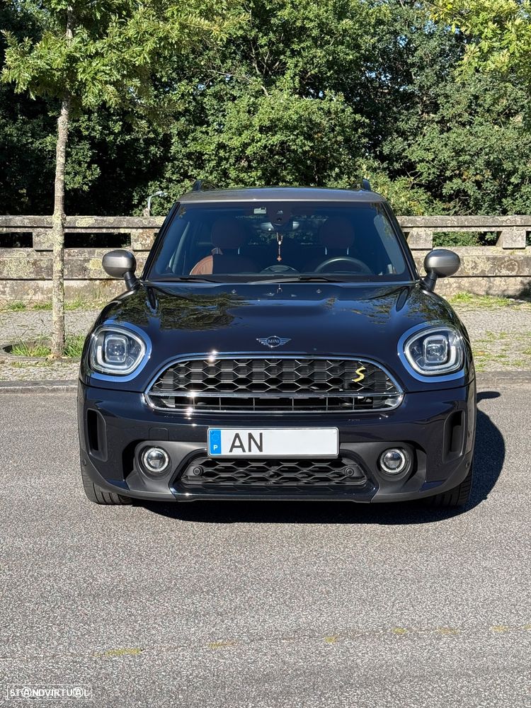 MINI Countryman Cooper SE ALL4 Yours Auto - 2