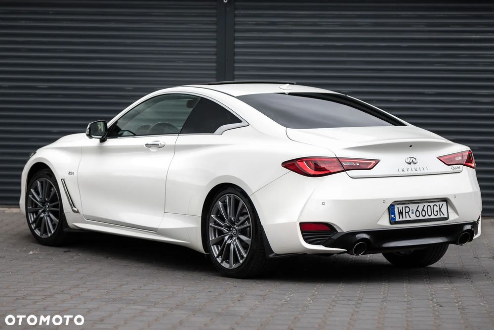 Infiniti Q60 2.0t Sport Tech - 10