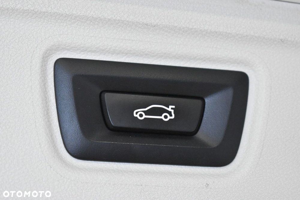 BMW Seria 3 - 28