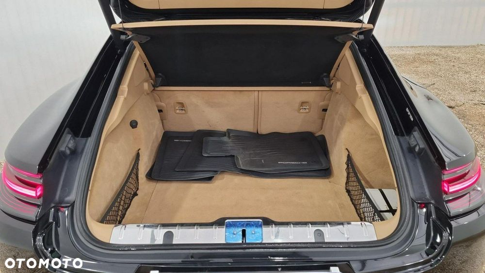 Porsche Panamera 4S Diesel - 11