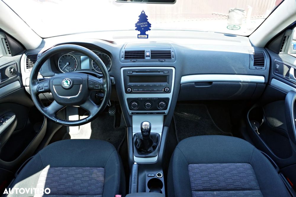 Skoda Octavia 1.6 TDI DPF Active - 12