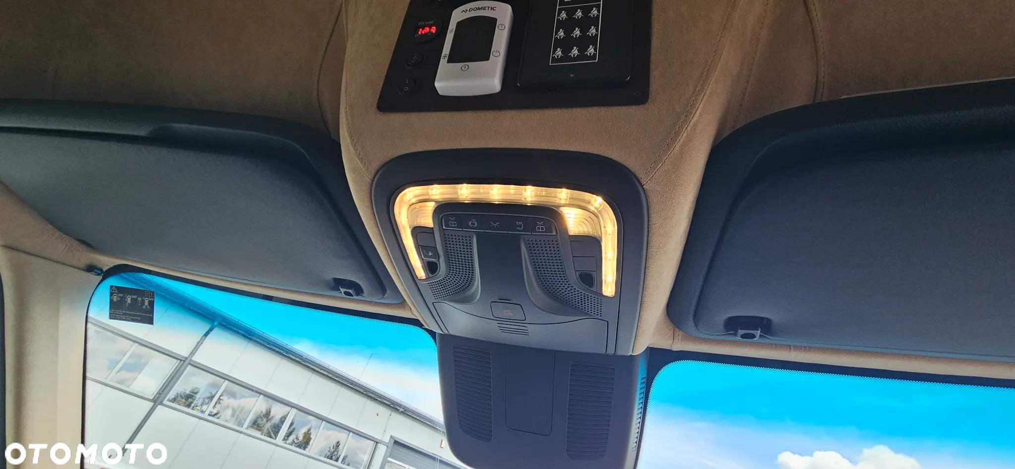 Mercedes-Benz Sprinter - 10
