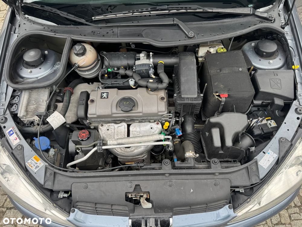 Peugeot 206 75 JBL - 30