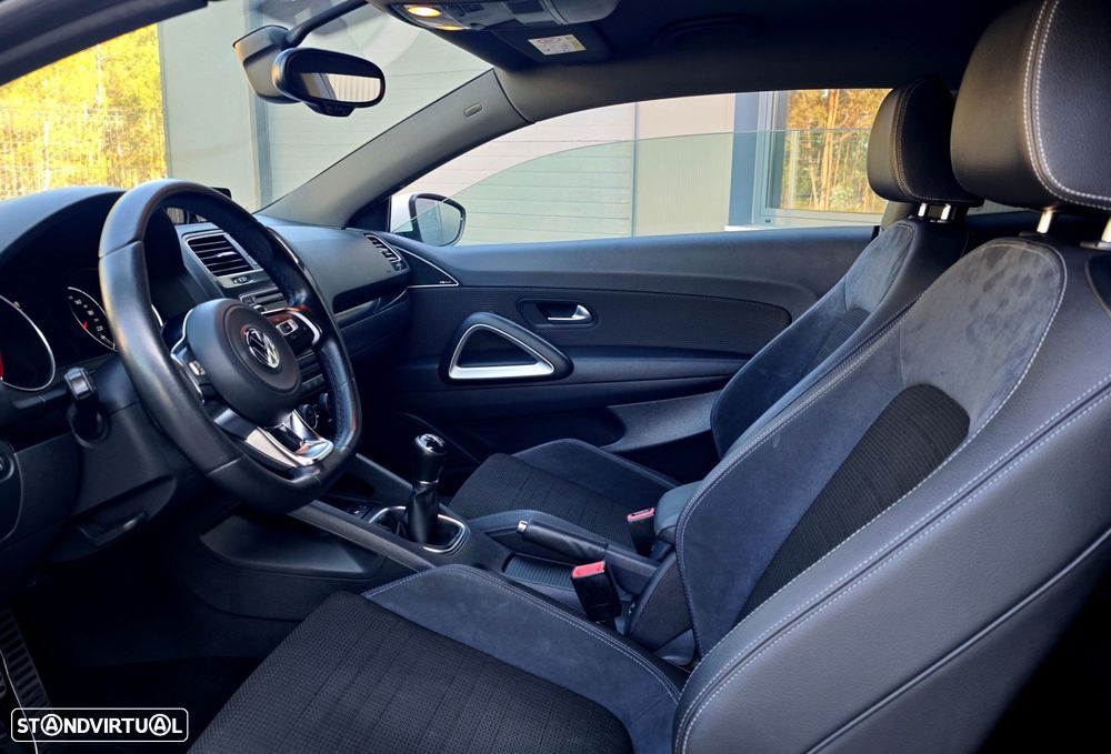 VW Scirocco 2.0 TDI Sport - 12