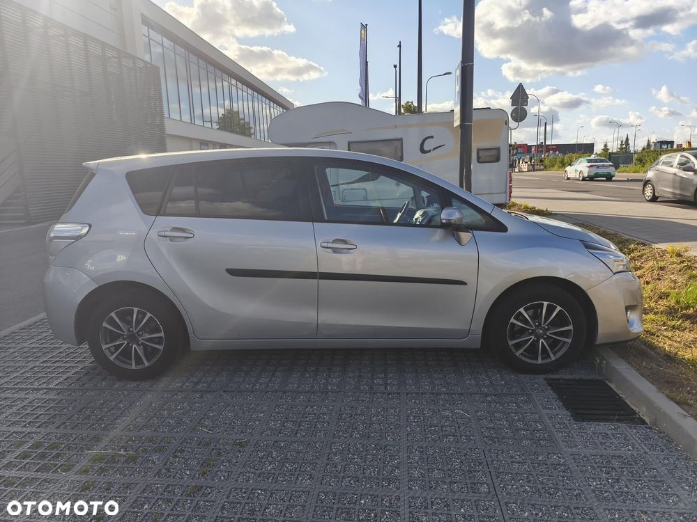 Toyota Verso - 17