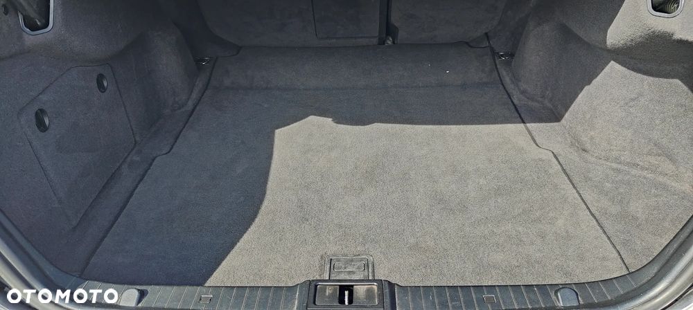 Mercedes-Benz Klasa E 320 CDI Classic DPF - 27